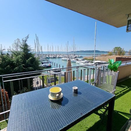 Aparthotel Bilberry Apartman à Balatonfüred Extérieur photo