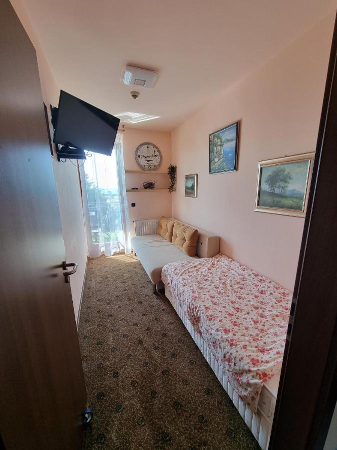 Aparthotel Bilberry Apartman à Balatonfüred Extérieur photo